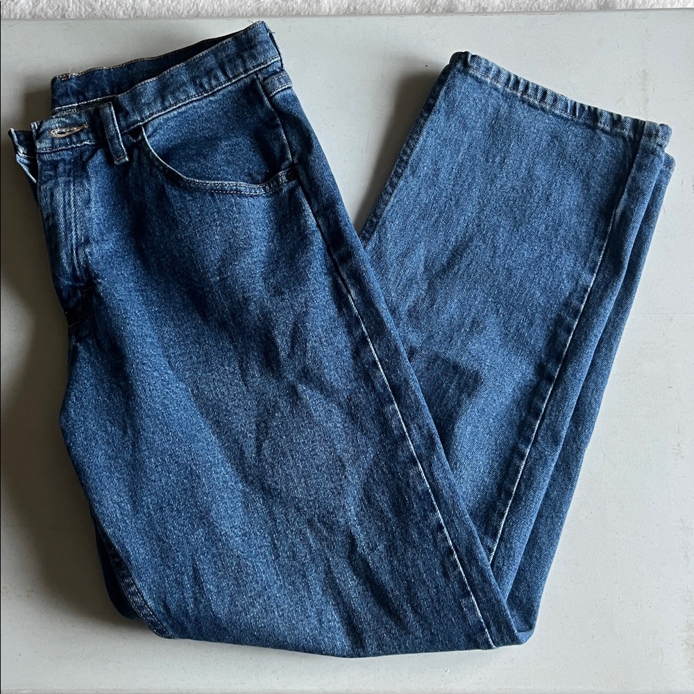 Wrangler Men's Relaxed Fit Blue Jeans